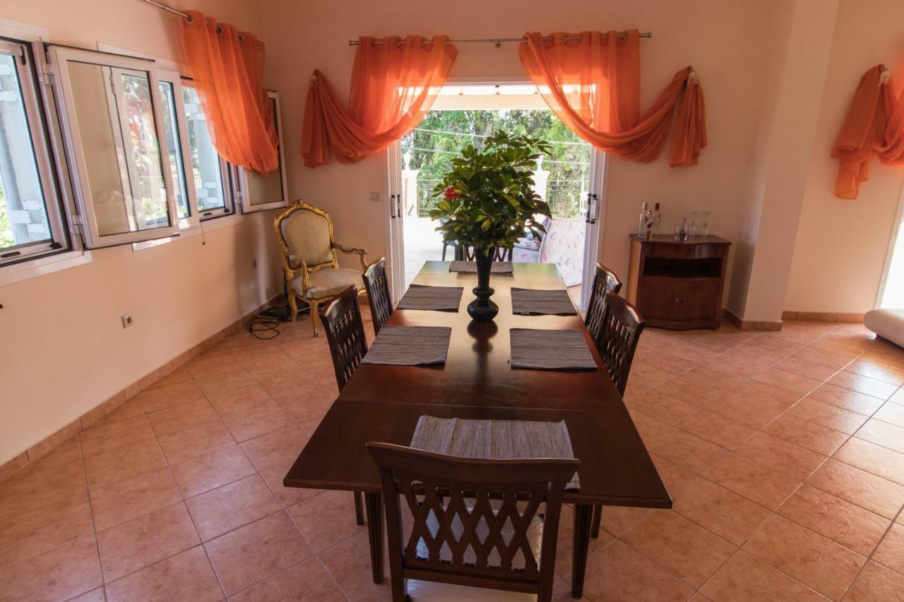 Traditional Fishing Village Apartments Mpoukaris Extérieur photo